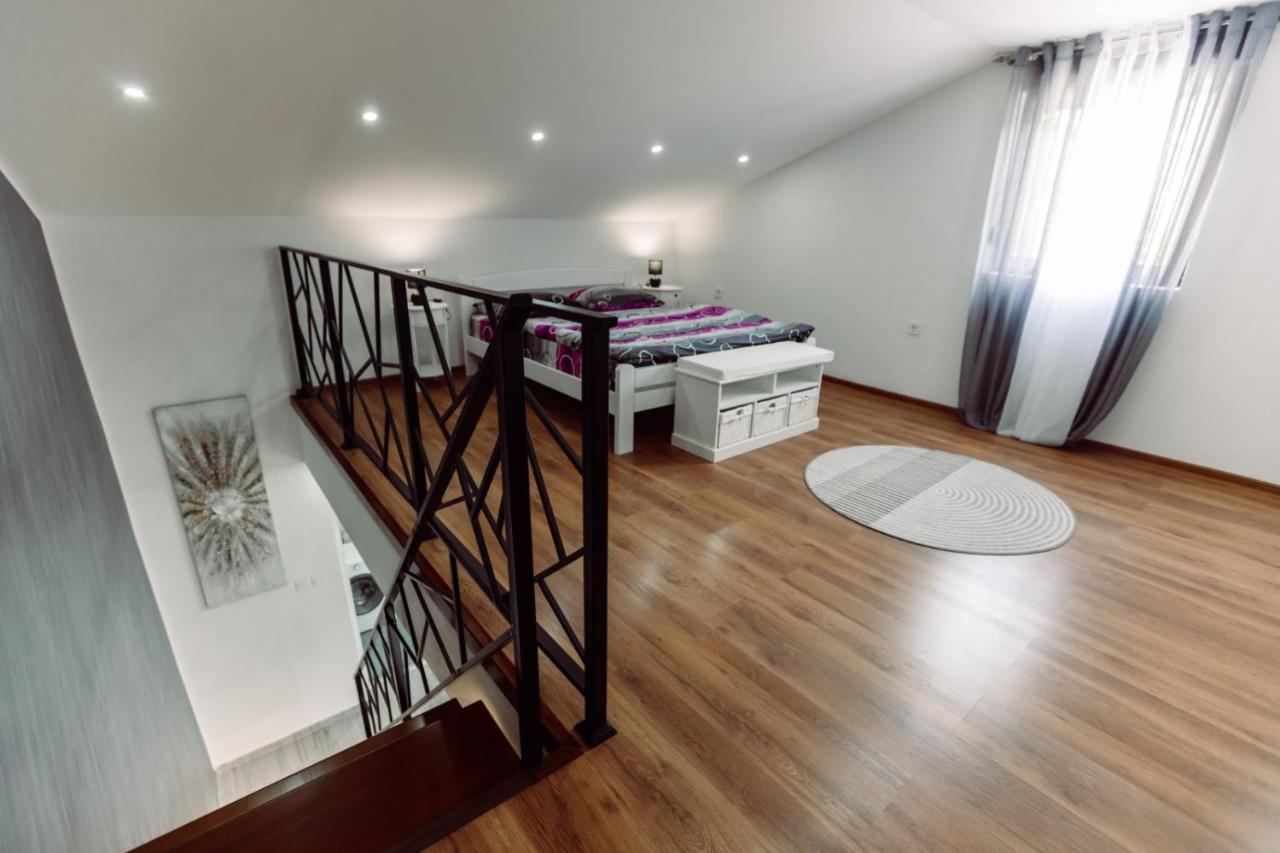 Aria Apartment Cetinje Exterior photo