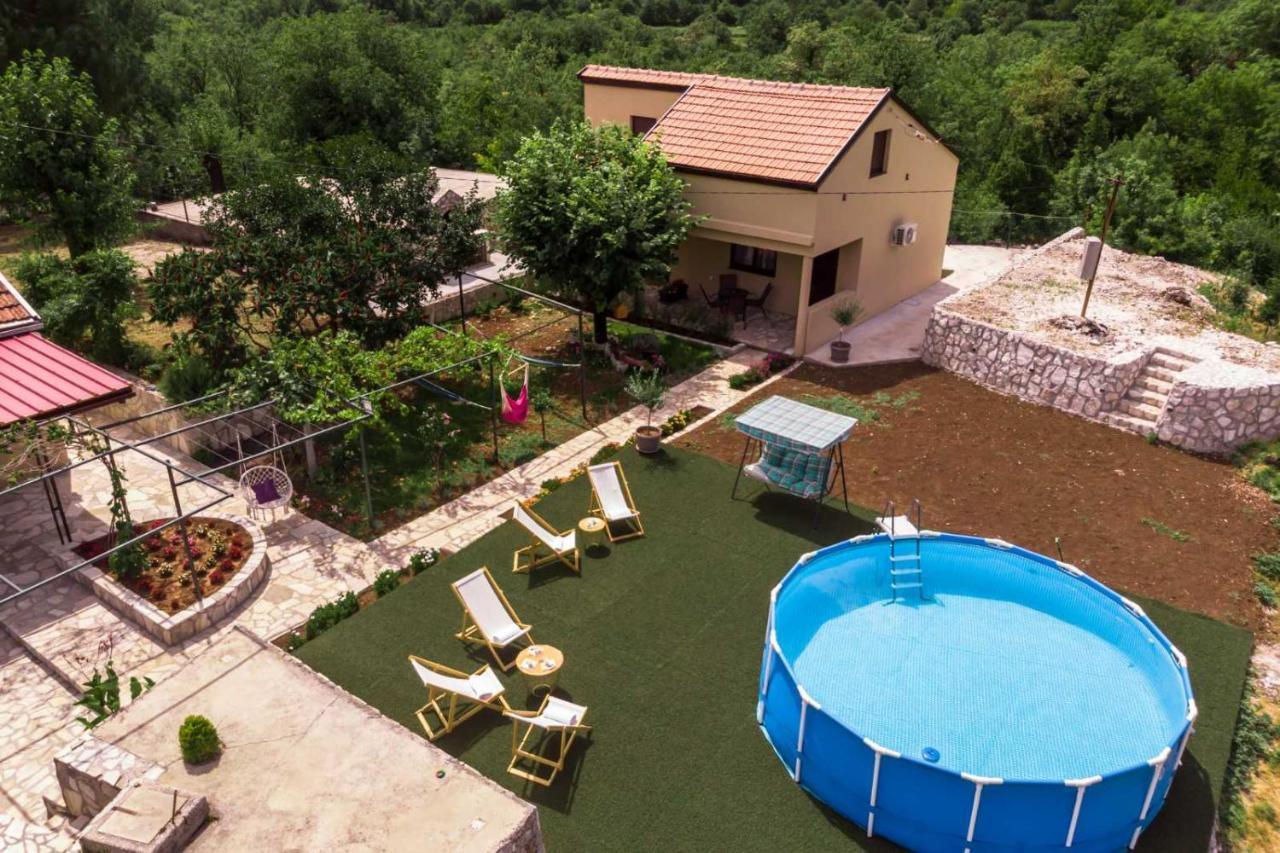 Aria Apartment Cetinje Exterior photo